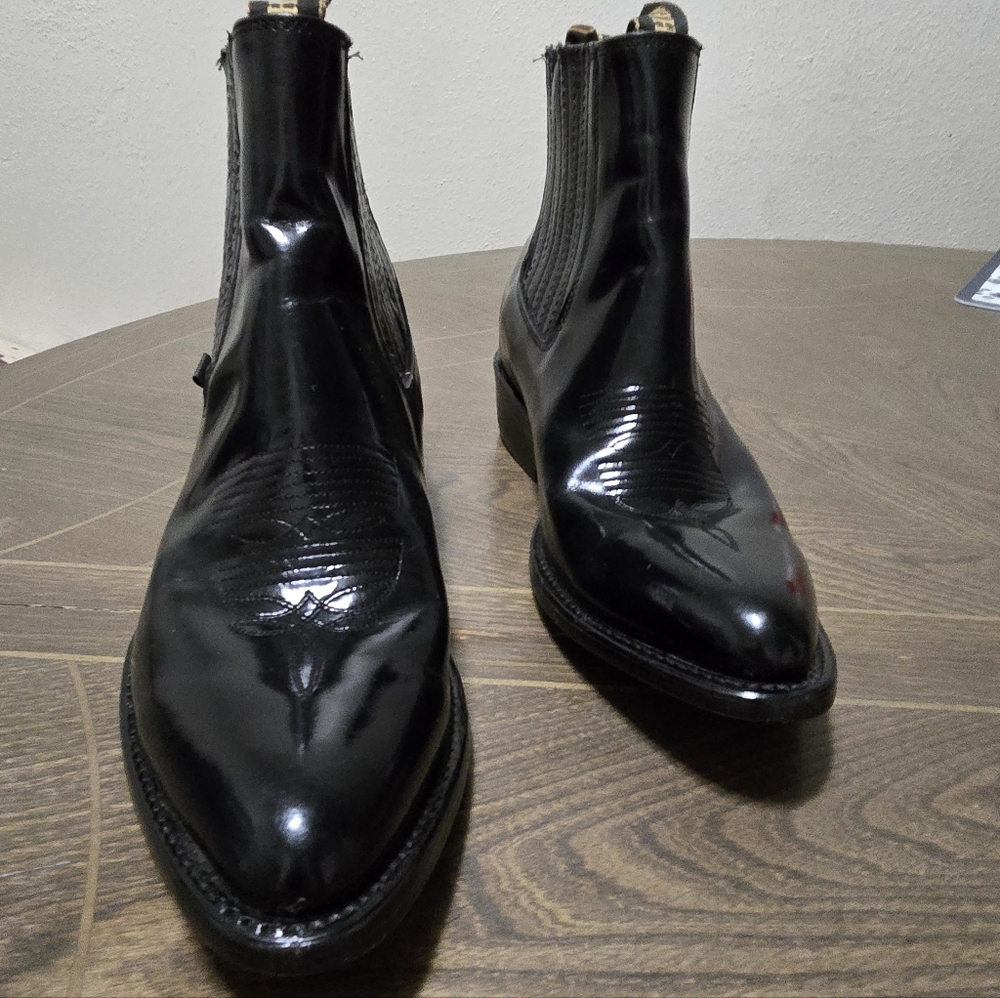 Herencia Black Leather Boots Size 9.5/ 27 1/2 Women